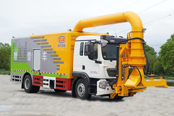Snow remover truck