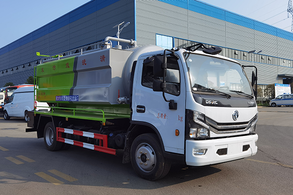 Dongfeng Dorica 4m³ cleaning and suction truck